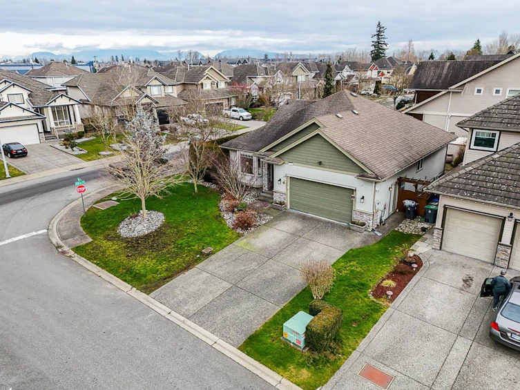 6348 186a Street, Surrey, BC, V3S 8N1 - 35