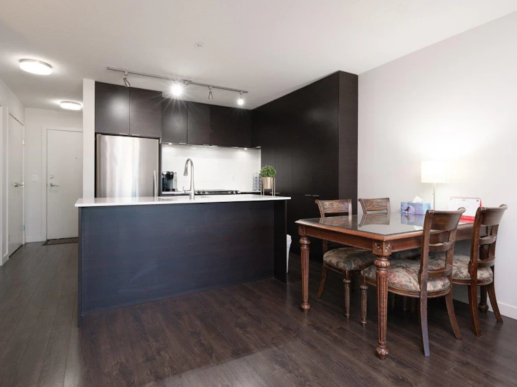 307-1677 Lloyd Avenue, North Vancouver, BC, V7P 0B1 - 7