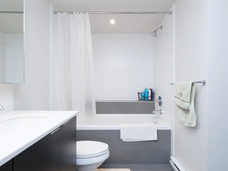 307-1677 Lloyd Avenue, North Vancouver, BC, V7P 0B1 - 14