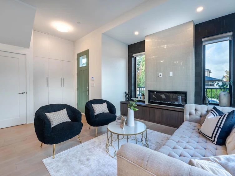 7380 Killarney Street, Vancouver, BC, V5S 2C7 - 3