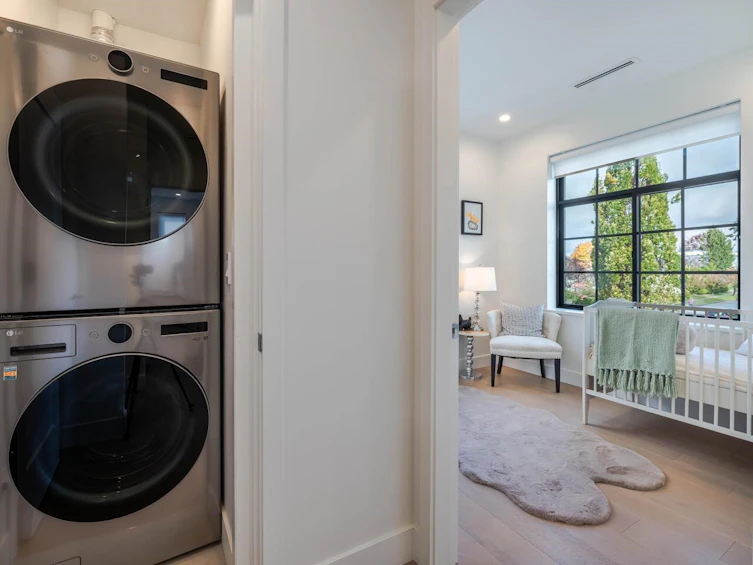7380 Killarney Street, Vancouver, BC, V5S 2C7 - 11