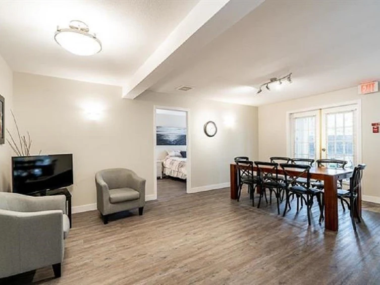 405-15991 Thrift Avenue, Surrey, BC, V4B 2M9 - 32