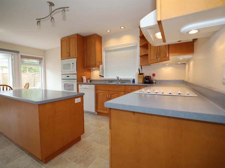906 Oceanmount Boulevard, Gibsons, BC, V0N 1V8 - 13
