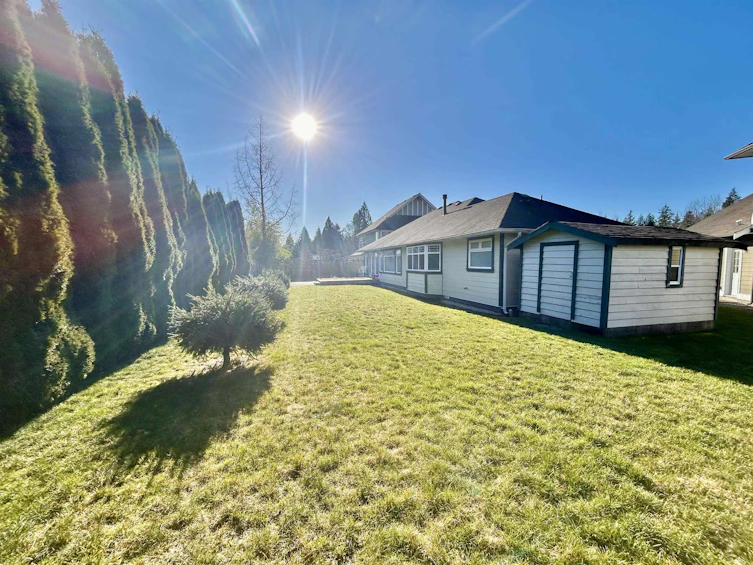 906 Oceanmount Boulevard, Gibsons, BC, V0N 1V8 - 2
