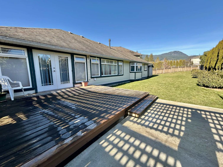 906 Oceanmount Boulevard, Gibsons, BC, V0N 1V8 - 3