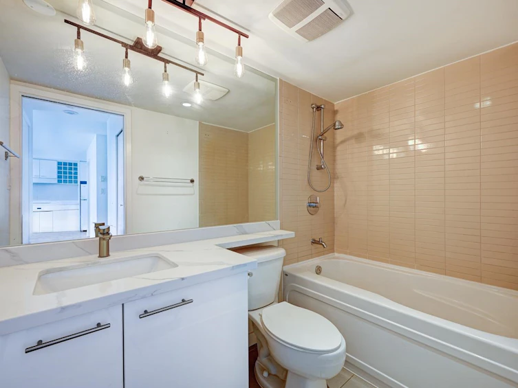 3207-111 W Georgia Street, Vancouver, BC, V6B 1T8 - 6