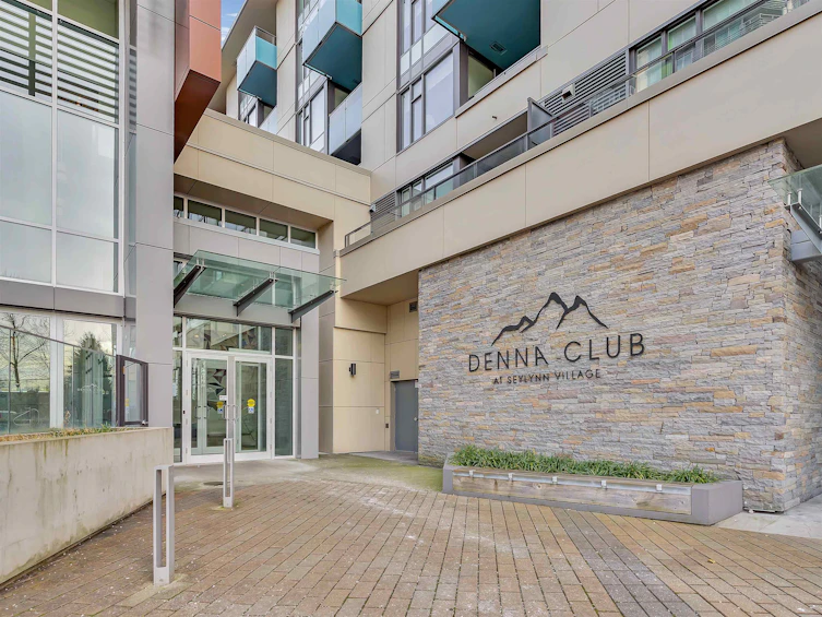 616-680 Seylynn Crescent, North Vancouver, BC, V7J 0B5 - 25