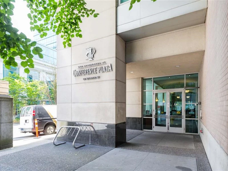 2501 - 438 Seymour Street, Vancouver BC V6B 6H4