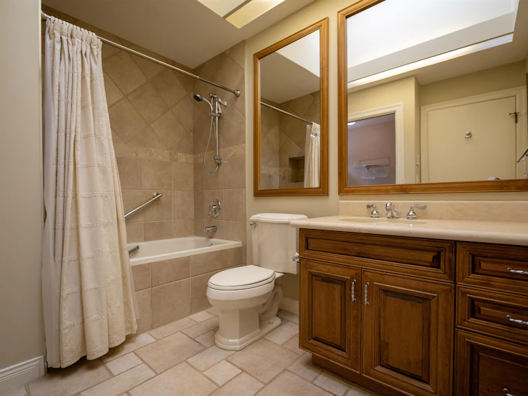 5255 Aspen Drive, West Vancouver, BC, V7W 2Z7 - 32