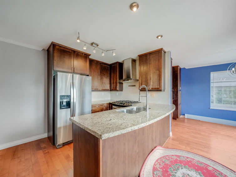 15555 Buena Vista Avenue, Surrey, BC, V4B 1Y9 - 14