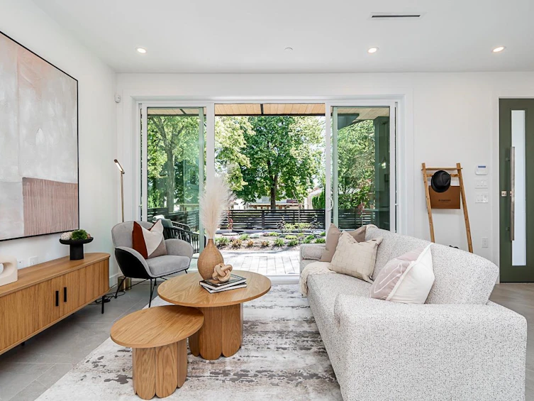 1-6273 Windsor Street, Vancouver, BC, V5W 3J2 - 3