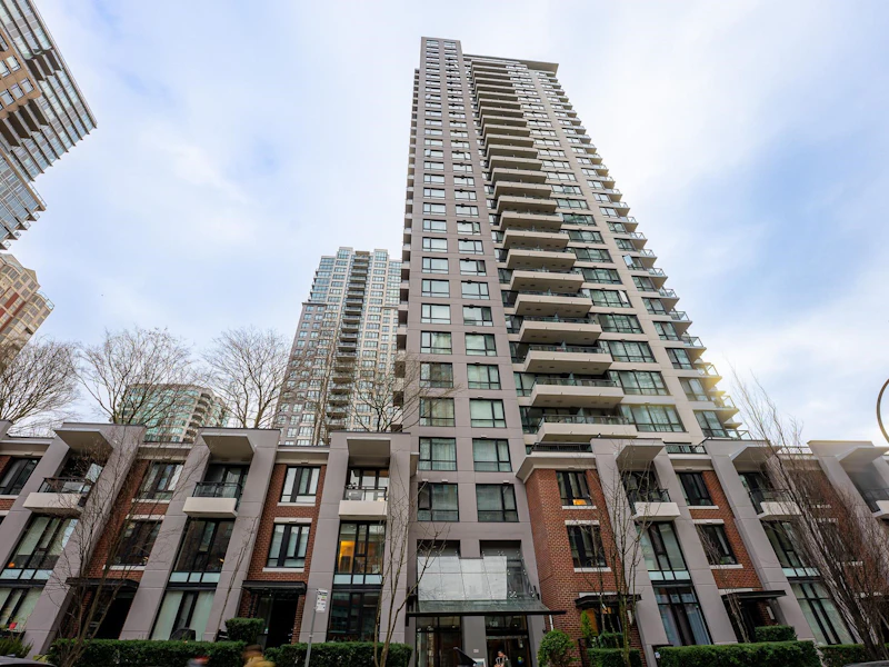 710 - 928 Homer Street, Vancouver BC V6B 1T7