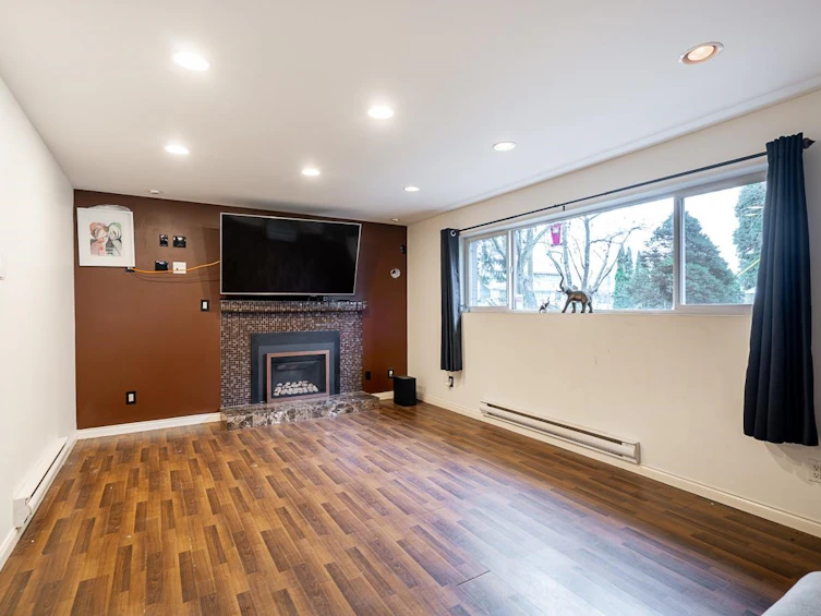 5210 Sprott Street, Burnaby, BC, V5G 1T5 - 15