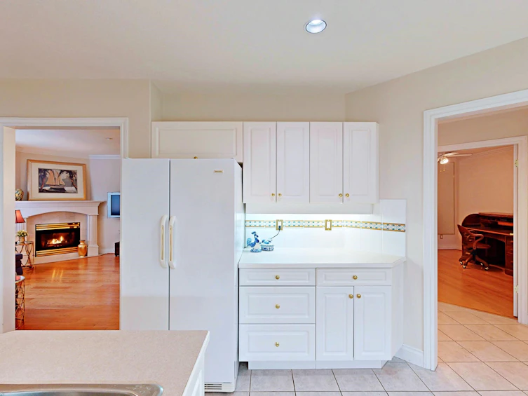 201-1320 55 Street, Delta, BC, V4M 3K3 - 6
