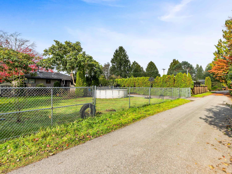 11312 207 Street, Maple Ridge, BC, V2X 1W3 - 34