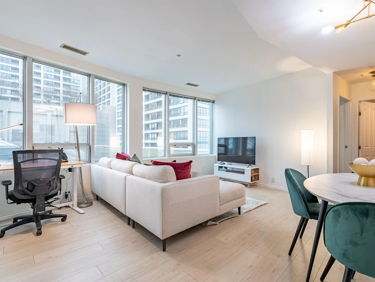 311-989 Nelson Street, Vancouver, BC, V6Z 2S1 - 2