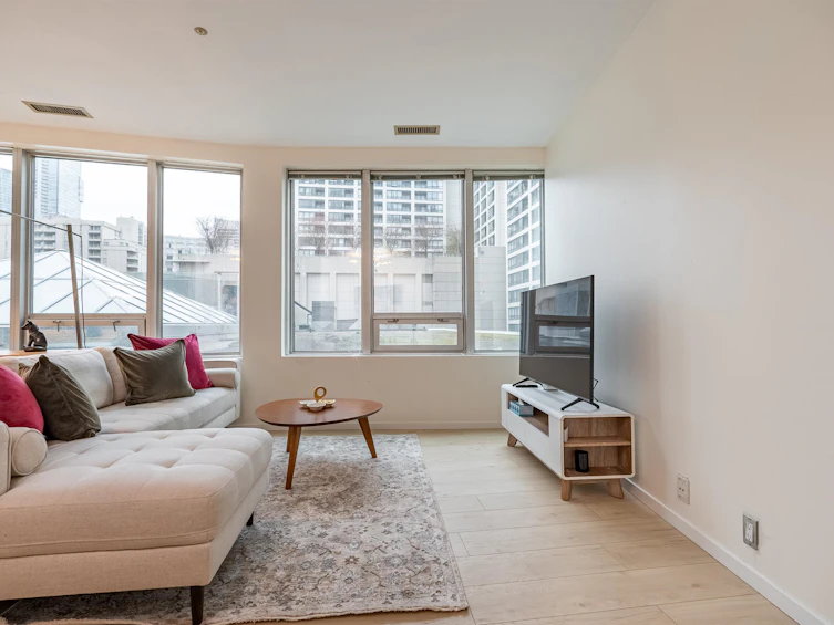 311-989 Nelson Street, Vancouver, BC, V6Z 2S1 - 4