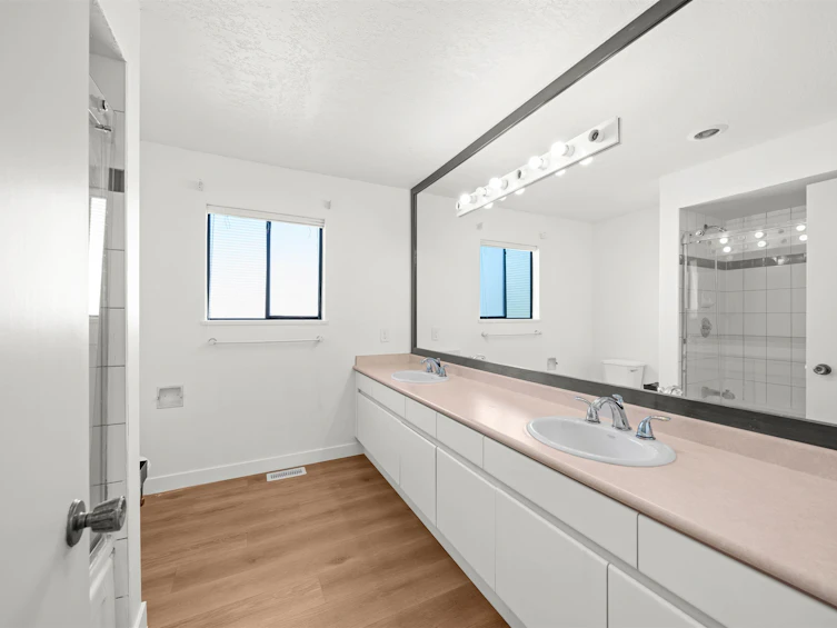 10560 Seahaven Drive, Richmond, BC, V7A 4C9 - 10