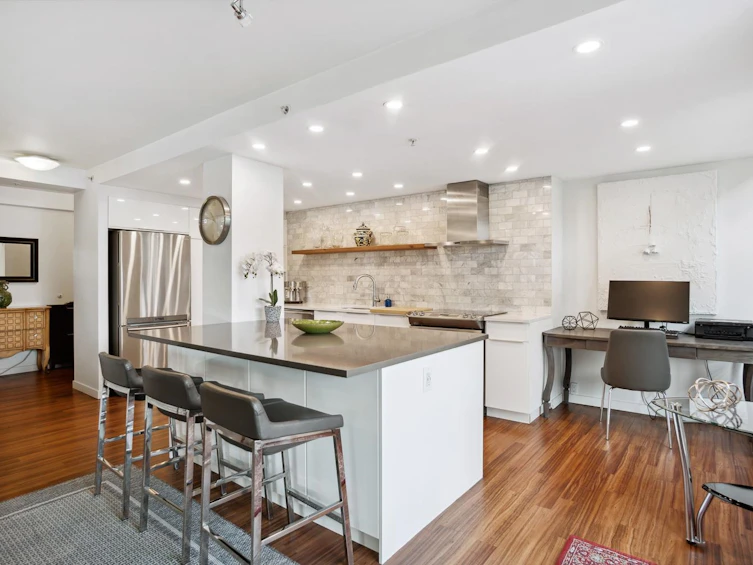 505-518 W 14th Avenue, Vancouver, BC, V5Z 4N5 - 2