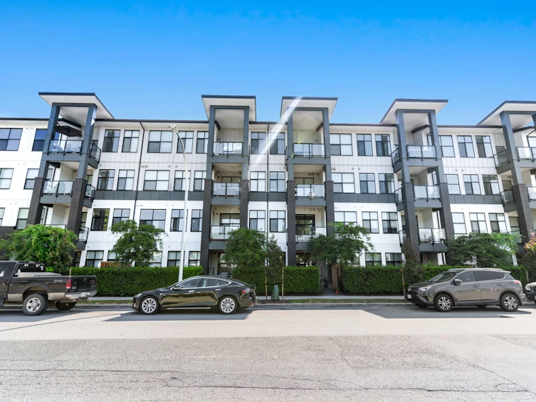 218-2120 Gladwin Road, Abbotsford, BC, V2S 0L7 - 2