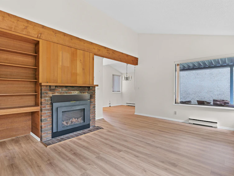 6953 La Salle Street, Vancouver, BC, V5S 3W6 - 3