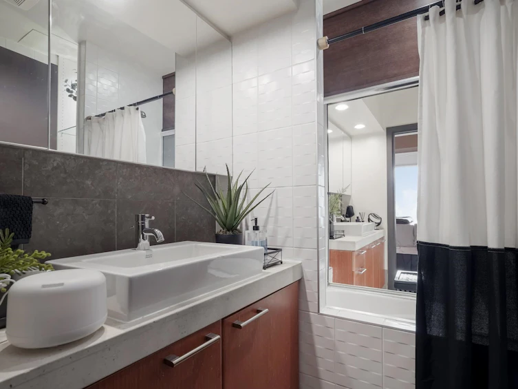 809-1333 W Georgia Street, Vancouver, BC, V6E 4V3 - 16