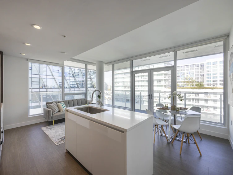 904-8133 Cook Road, Richmond, BC, V6Y 0L7 - 8