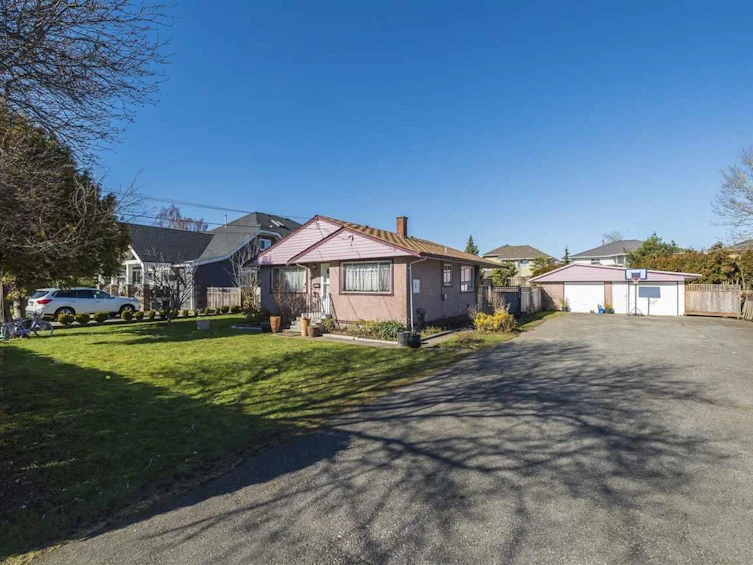 6219 Brodie Road, Delta, BC, V4K 2B8