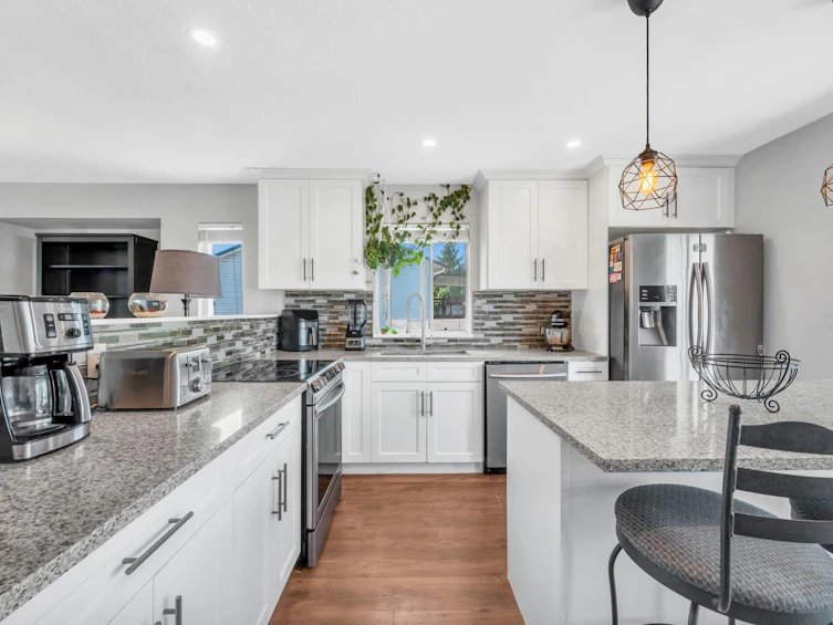 20361 Ospring Street, Maple Ridge, BC, V2X 1K7 - 9