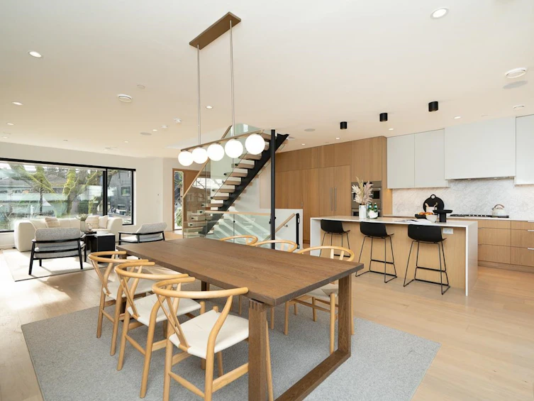 365 E 24th Avenue, Vancouver, BC, V5V 1Z8 - 8