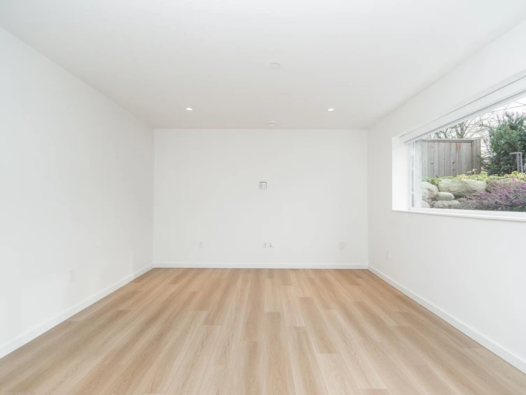 365 E 24th Avenue, Vancouver, BC, V5V 1Z8 - 27