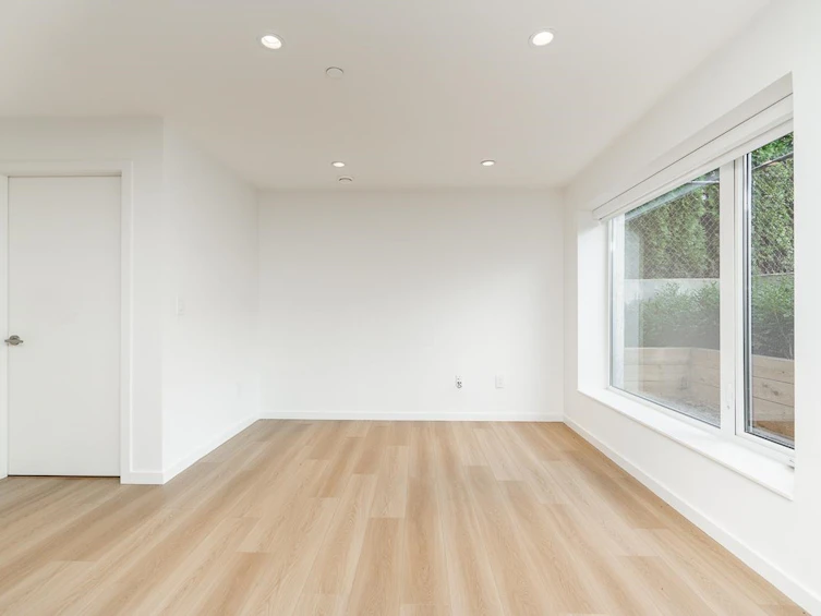365 E 24th Avenue, Vancouver, BC, V5V 1Z8 - 29