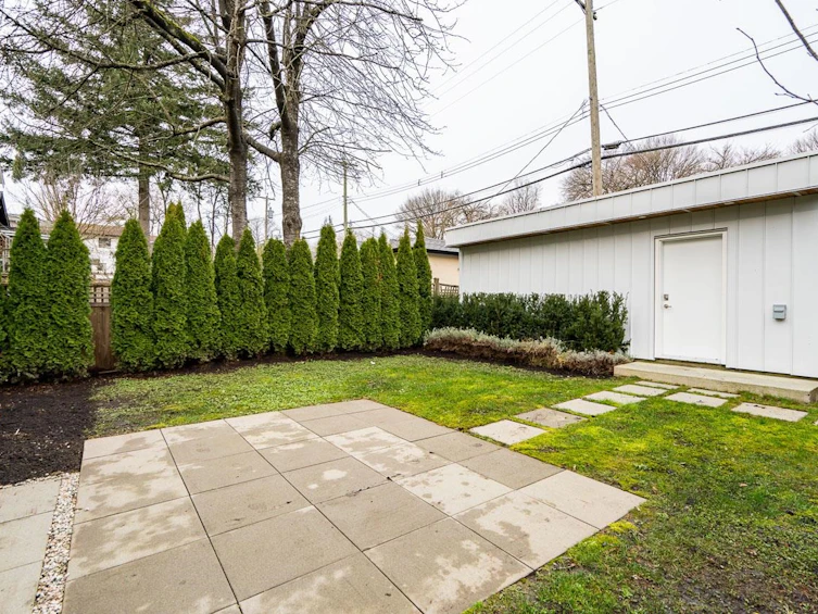 365 E 24th Avenue, Vancouver, BC, V5V 1Z8 - 36