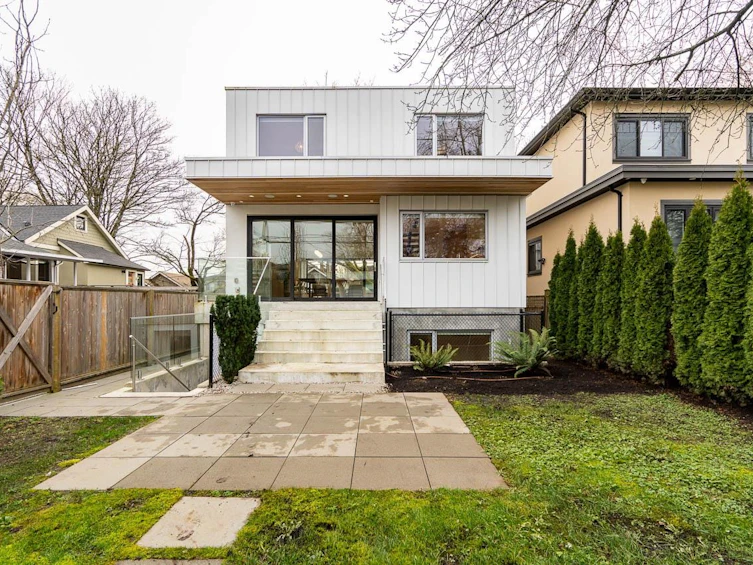 365 E 24th Avenue, Vancouver, BC, V5V 1Z8 - 37