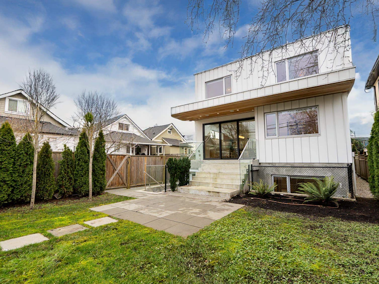 365 E 24th Avenue, Vancouver, BC, V5V 1Z8 - 38