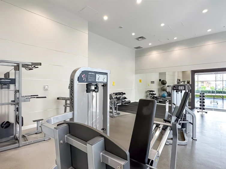 901-13688 100 Avenue, Surrey, BC, V3T 0G5 - 6