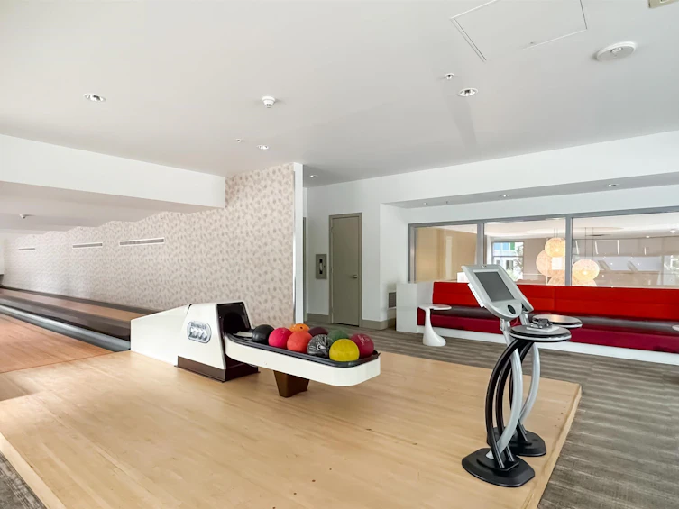 901-13688 100 Avenue, Surrey, BC, V3T 0G5 - 8