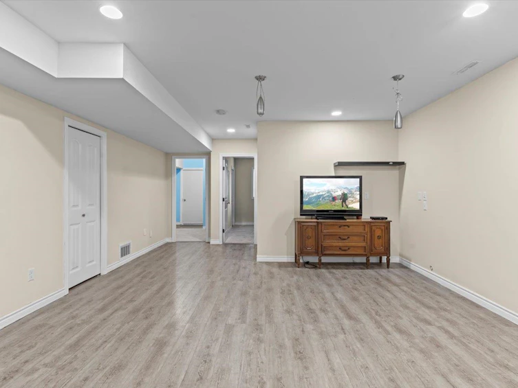 46703 Hudson Road, Chilliwack, BC, V2R 0K6 - 33