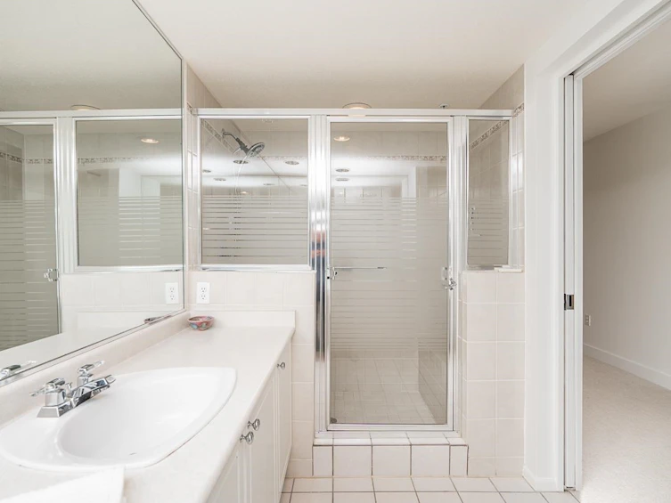 210-3670 Banff Court, North Vancouver, BC, V7H 2Y7 - 27