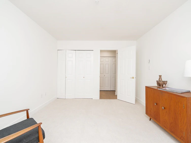210-3670 Banff Court, North Vancouver, BC, V7H 2Y7 - 30