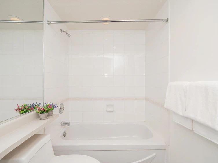 210-3670 Banff Court, North Vancouver, BC, V7H 2Y7 - 32