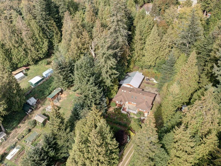 8050 Redrooffs Road, Halfmoon Bay, BC, V7Z 1A5 - 29