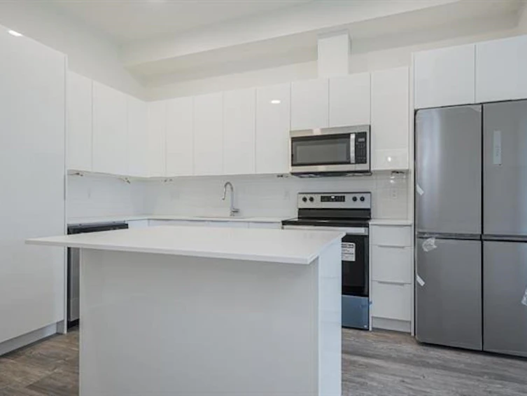 203-9450 Robson Street, Chilliwack, BC, V2P 0L7 - 6