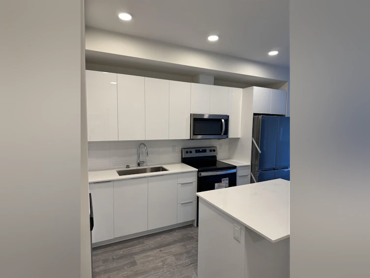 203-9450 Robson Street, Chilliwack, BC, V2P 0L7 - 9