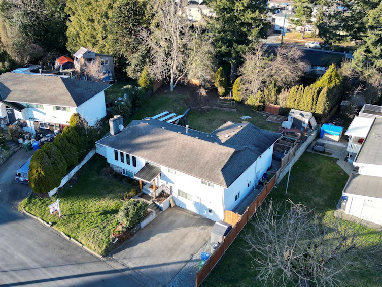 32679 Avalon Crescent, Abbotsford, BC, V2T 3W8 - 3