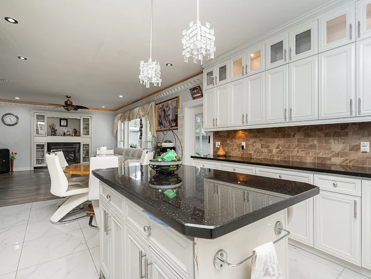 8217 146 Street, Surrey, BC, V3S 3A6 - 10