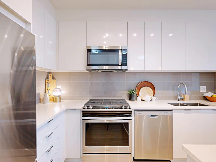 C427-8150 207 Street, Langley, BC, V2Y 4J4 - 2