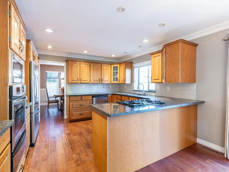 15839 98a Avenue, Surrey, BC, V4N 2A3 - 12
