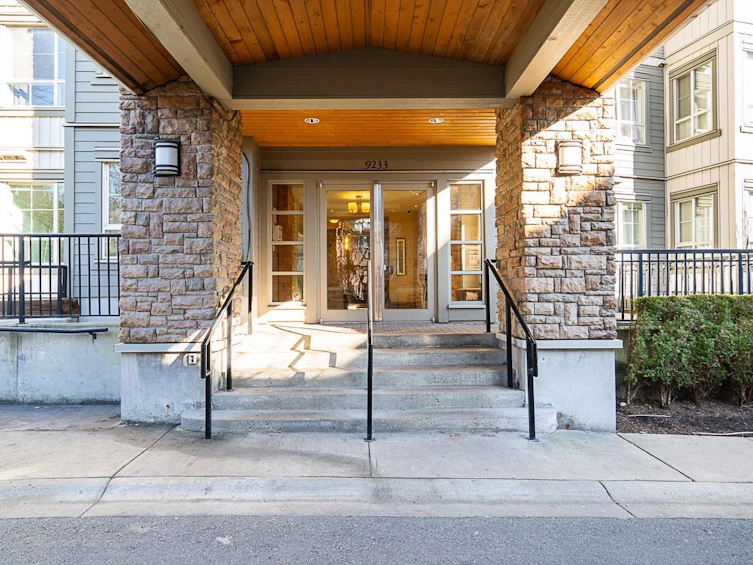 109-9233 Government Street, Burnaby, BC, V3N 0A3 - 4