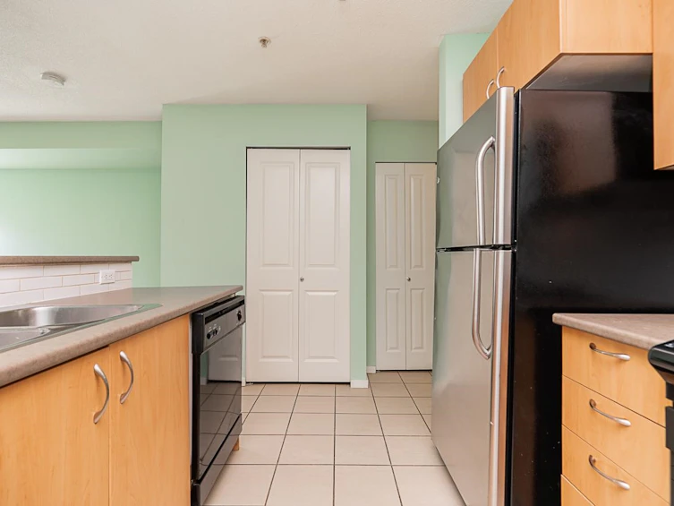 109-9233 Government Street, Burnaby, BC, V3N 0A3 - 9